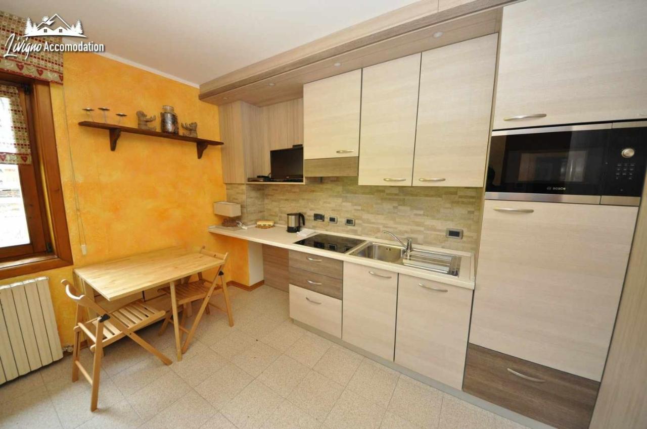Baita Carosello Apt 4 By Livigno Accomodation Bagian luar foto