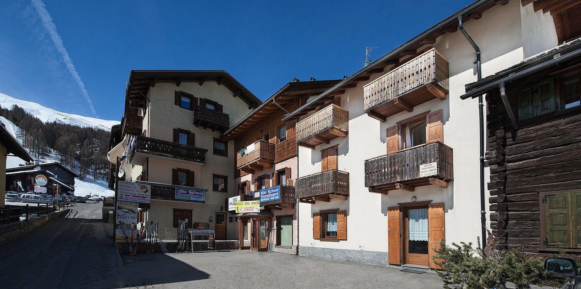 Baita Carosello Apt 4 By Livigno Accomodation Bagian luar foto