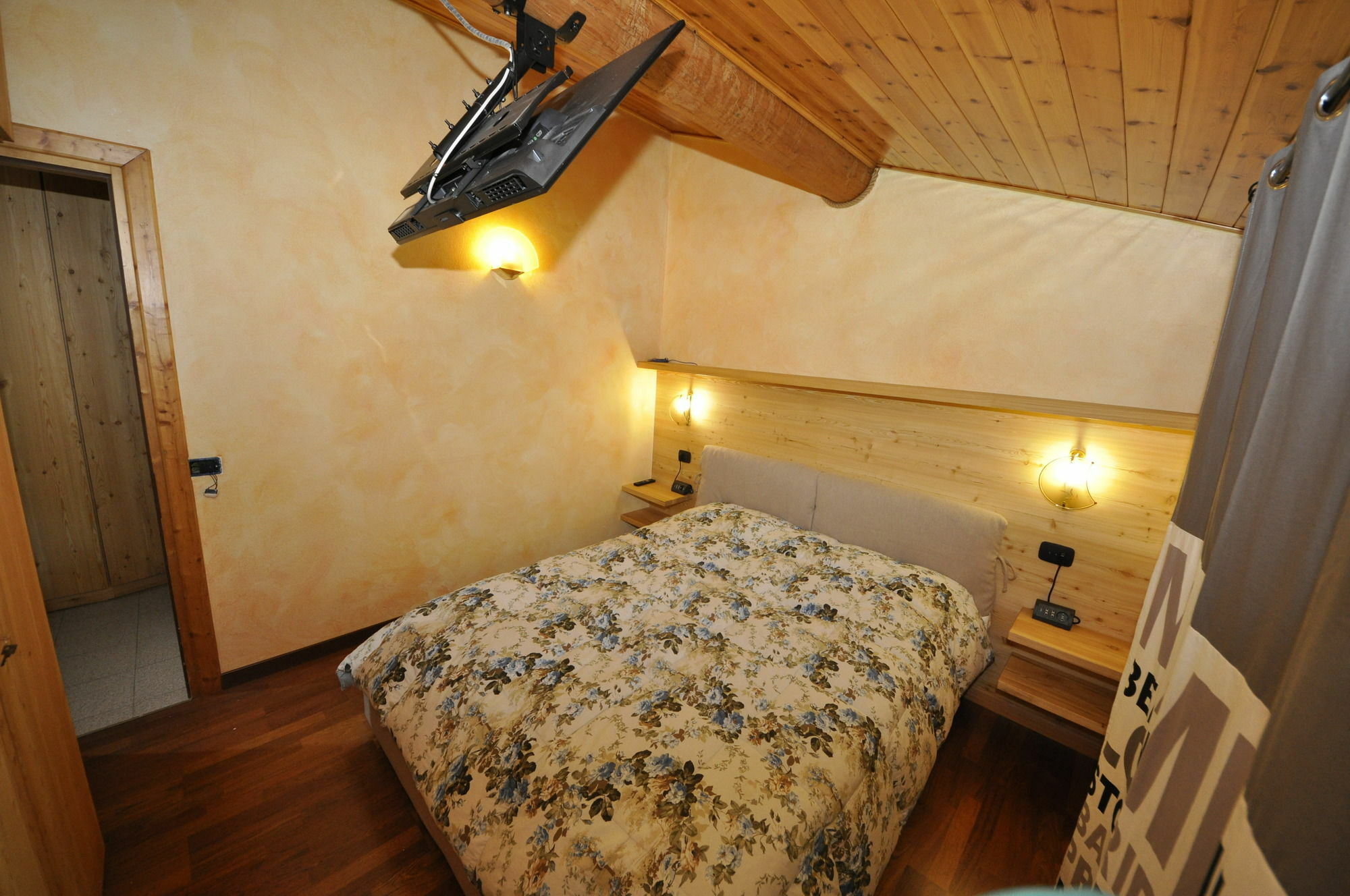 Baita Carosello Apt 4 By Livigno Accomodation Bagian luar foto